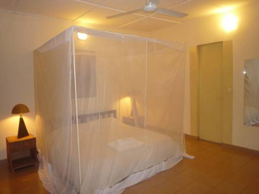 Villa Yiri Suma Ouagadougou Buitenkant foto