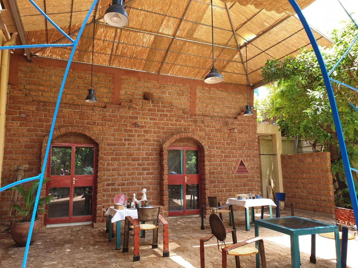 Villa Yiri Suma Ouagadougou Buitenkant foto